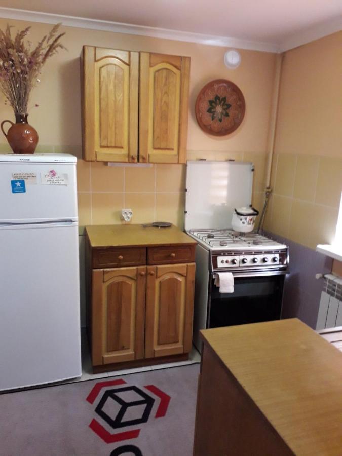 Apartament On Levanevskogo 2 Kamianets-Podilskyi Exterior photo